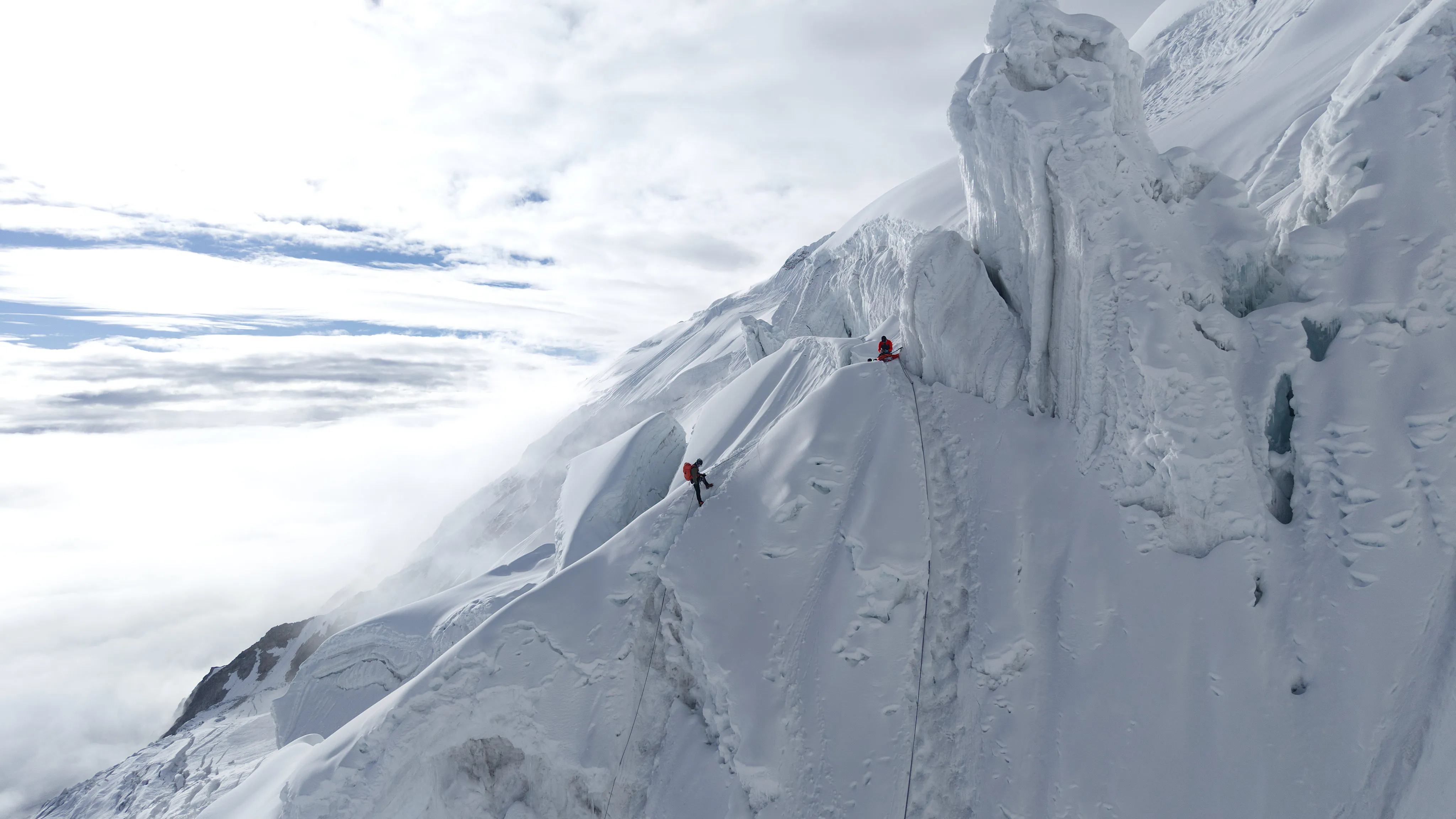 Climbing Manaslu 2026 with ACE